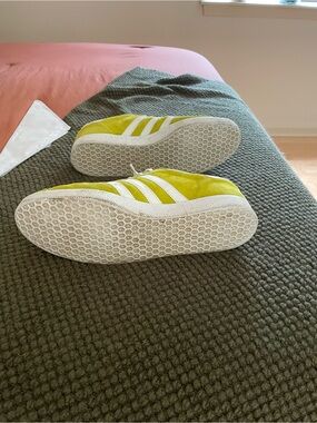 adidas Originals Yellow and White Classic Low-Top Sneakers